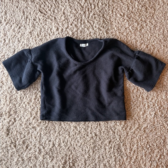 Madewell Tops - Madewell black puff short sleeve shirt